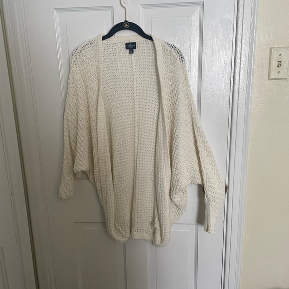 White Large/Extra Large Chunky Knit Cardigan by American Eagle - Picture 1 of 5